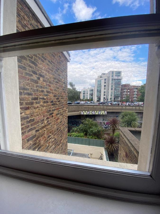 Notting Hill Next Door Bedroom In The Share Flat London Eksteriør bilde